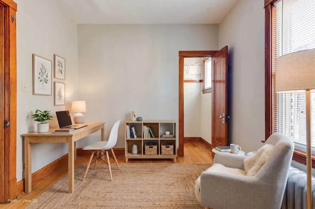 2452 North Menard Avenue Chicago IL 60639