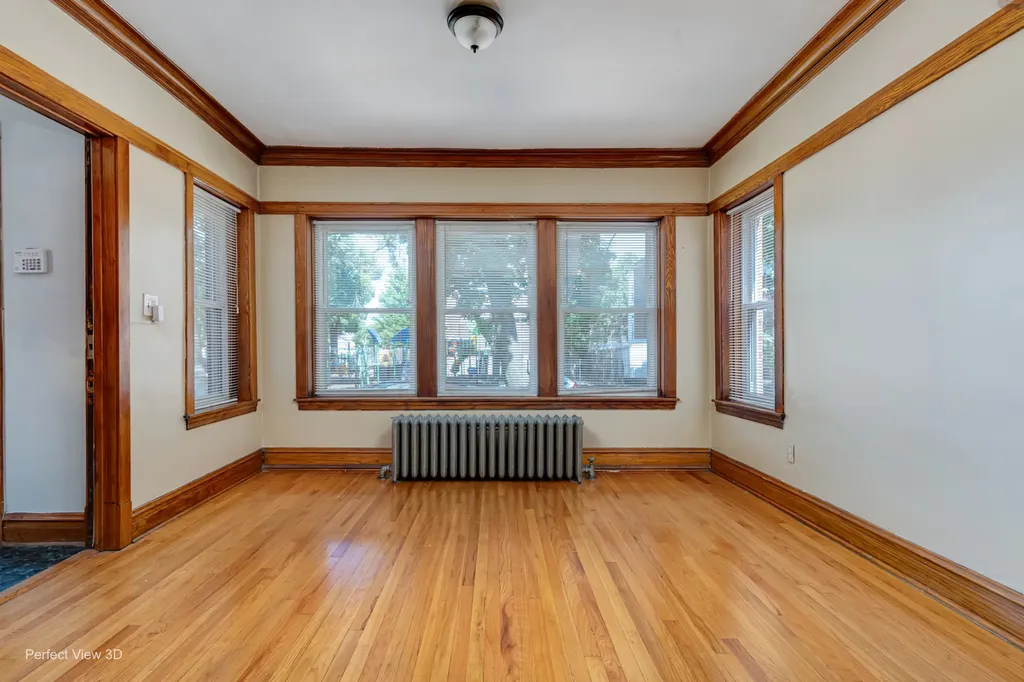 2452 North Menard Avenue Chicago IL 60639