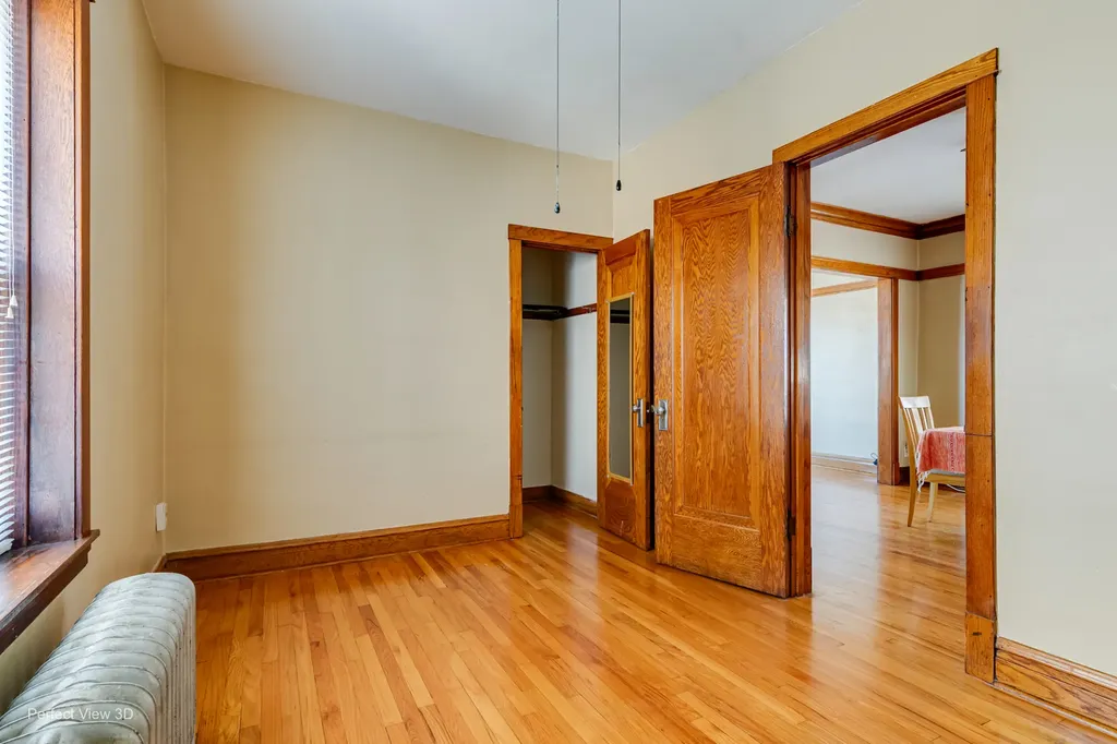 2452 North Menard Avenue Chicago IL 60639