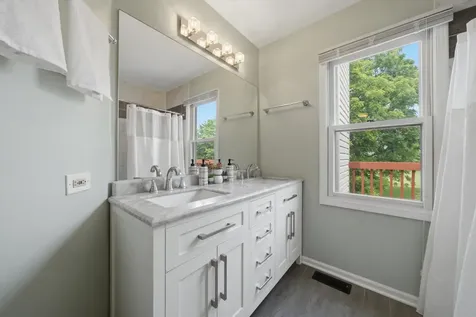 68 Chestnut Terrace Buffalo Grove IL 60089