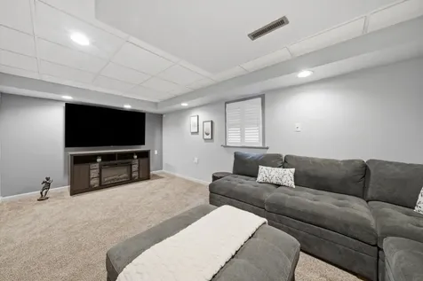 68 Chestnut Terrace Buffalo Grove IL 60089