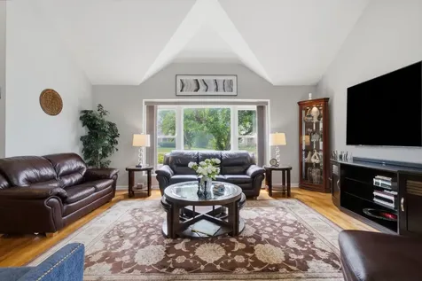 68 Chestnut Terrace Buffalo Grove IL 60089