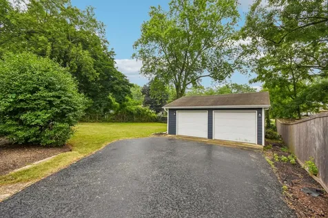 26W473 Parkway Drive Winfield IL 60190