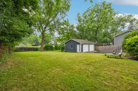 26W473 Parkway Drive Winfield IL 60190