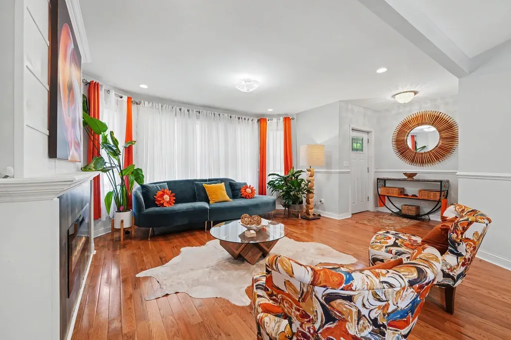8937 South Paulina Street Chicago IL 60620