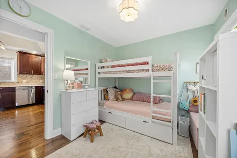 5755 South Nashville Avenue Chicago IL 60638