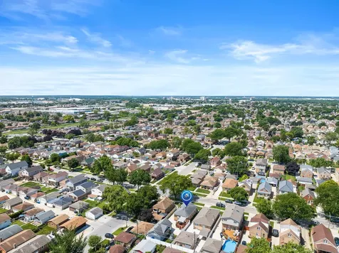 5755 South Nashville Avenue Chicago IL 60638