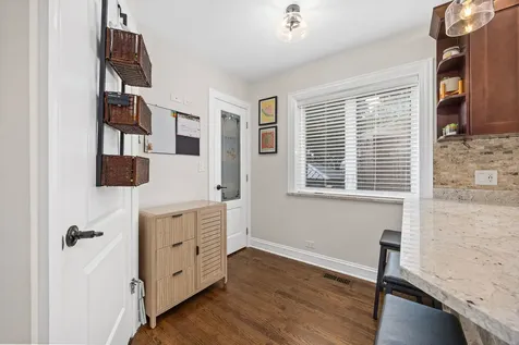 5755 South Nashville Avenue Chicago IL 60638