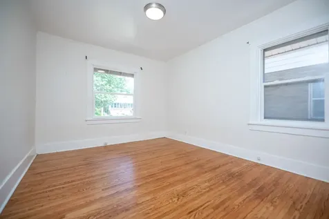 1421 North Douglas Street Peoria IL 61606