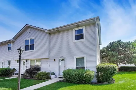 254 Peppertree Lane Aurora IL 60504