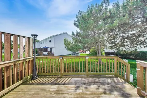 254 Peppertree Lane Aurora IL 60504