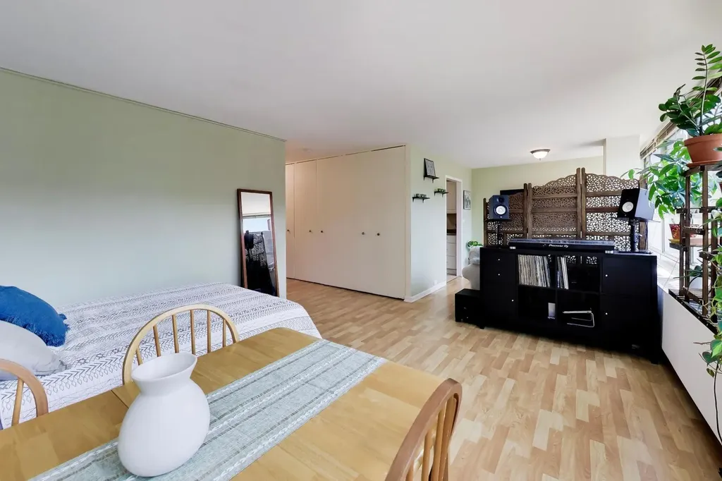 3550 North Lake Shore Drive Chicago IL 60657