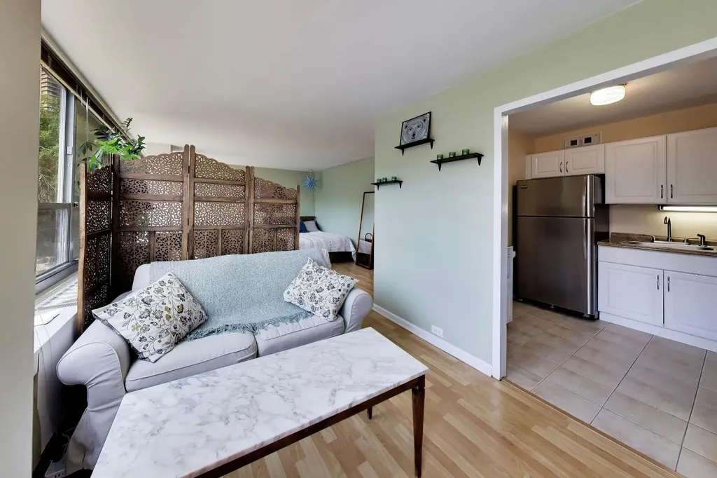 3550 North Lake Shore Drive Chicago IL 60657