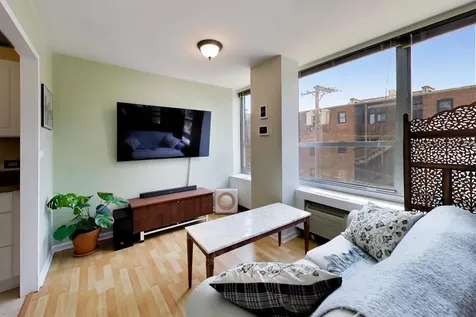 3550 North Lake Shore Drive Chicago IL 60657