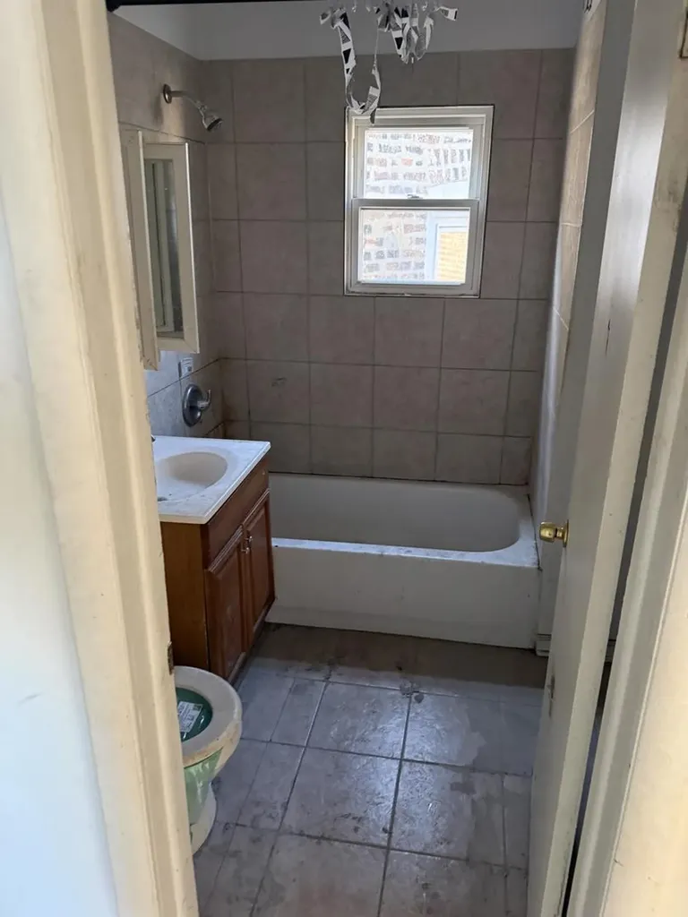 5027 South Racine Avenue Chicago IL 60609