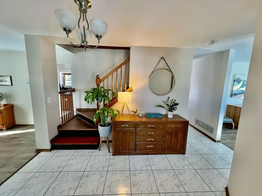 1776 Alan Deatherage Drive Bolingbrook IL 60490