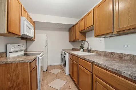 10428 South Keating Avenue Oak Lawn IL 60453