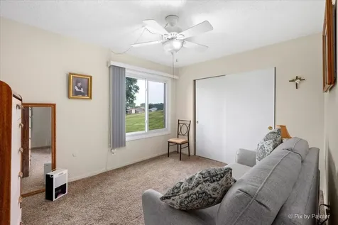 5202 Winslow Circle Mchenry IL 60050