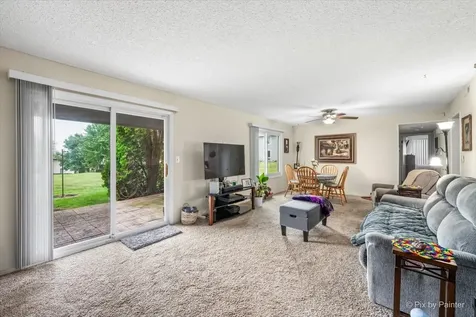 5202 Winslow Circle Mchenry IL 60050