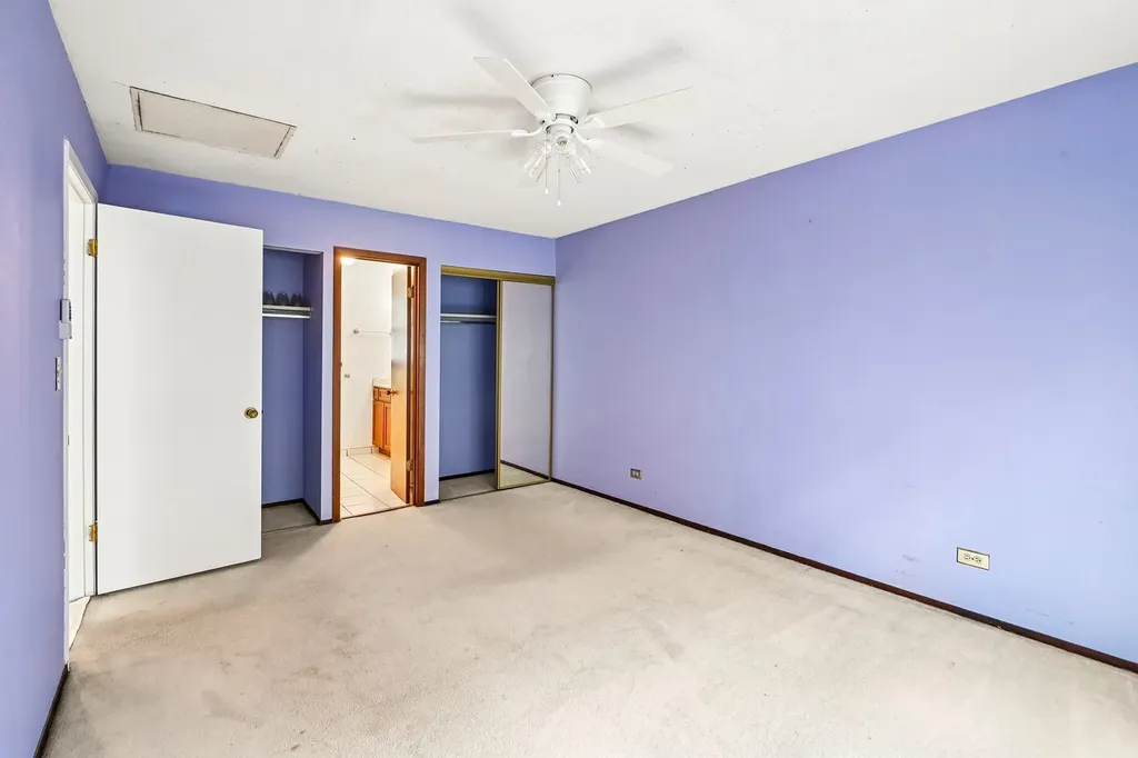 5303 Newport Drive Lisle IL 60532