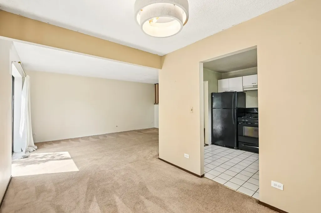 5303 Newport Drive Lisle IL 60532