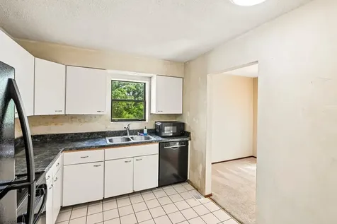 5303 Newport Drive Lisle IL 60532