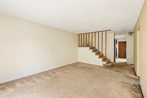 5303 Newport Drive Lisle IL 60532