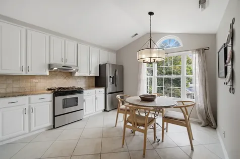 3028 Lexington Lane Glenview IL 60026