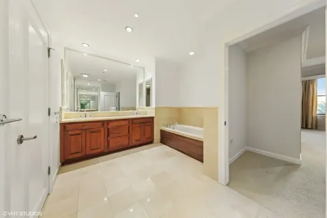 310 South Michigan Avenue Chicago IL 60604