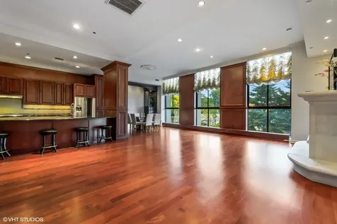 310 South Michigan Avenue Chicago IL 60604