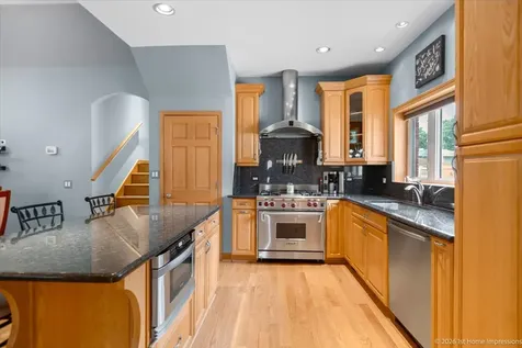 9832 Rutherford Avenue Oak Lawn IL 60453