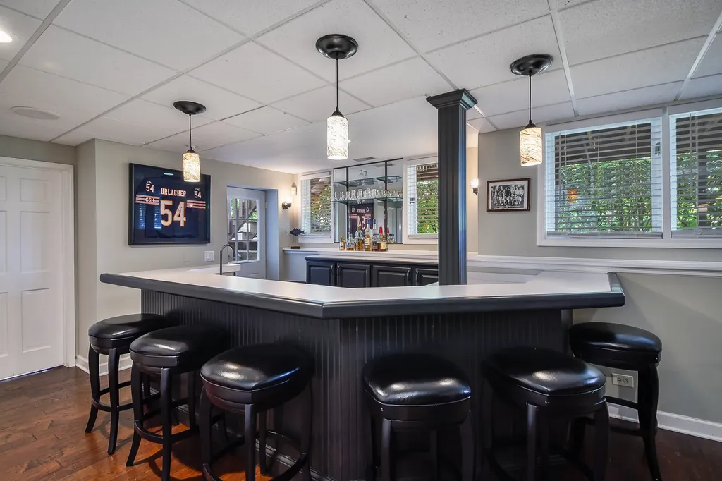 1N431 Peachtree Lane Winfield IL 60190
