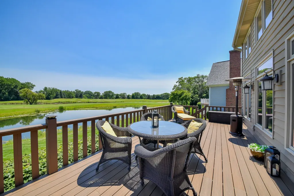 1N431 Peachtree Lane Winfield IL 60190