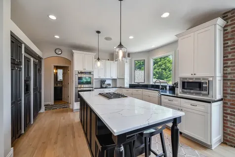 1N431 Peachtree Lane Winfield IL 60190