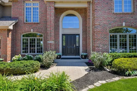 1N431 Peachtree Lane Winfield IL 60190