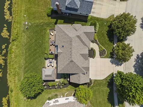 1N431 Peachtree Lane Winfield IL 60190