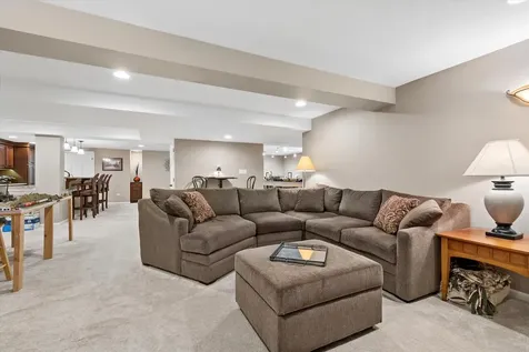 29 Glacier Circle South Barrington IL 60010