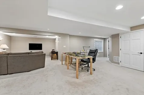 29 Glacier Circle South Barrington IL 60010