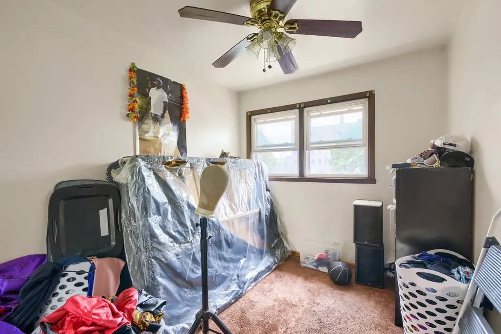 4038 West Washington Boulevard Chicago IL 60624