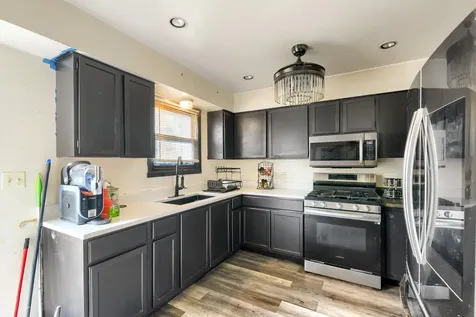 4038 West Washington Boulevard Chicago IL 60624