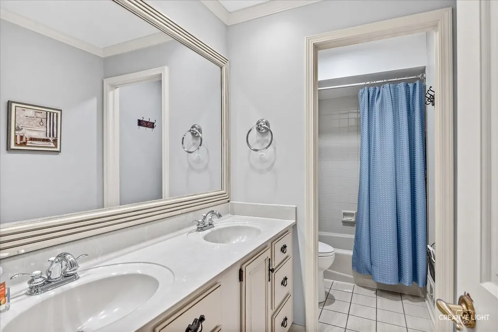 1160 Midwest Lane Wheaton IL 60189