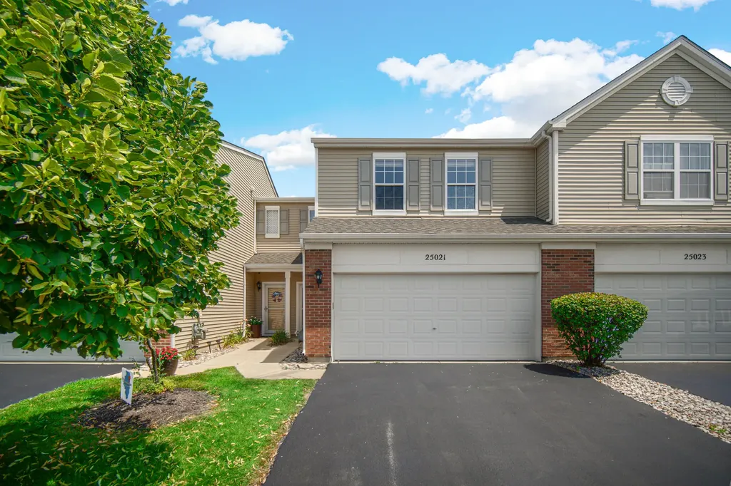 25021 Clare Circle Manhattan IL 60442