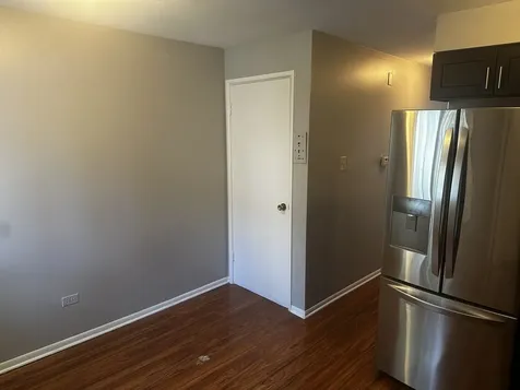 1301 East 75th Street Chicago IL 60619
