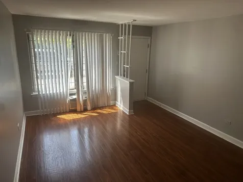 1301 East 75th Street Chicago IL 60619