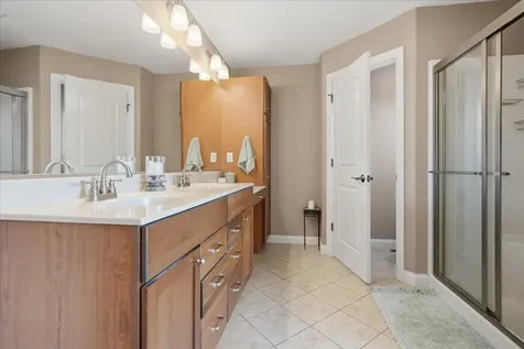 2205 Revere Road Bloomington IL 61705