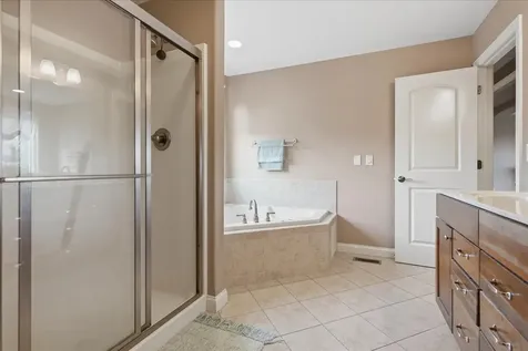 2205 Revere Road Bloomington IL 61705