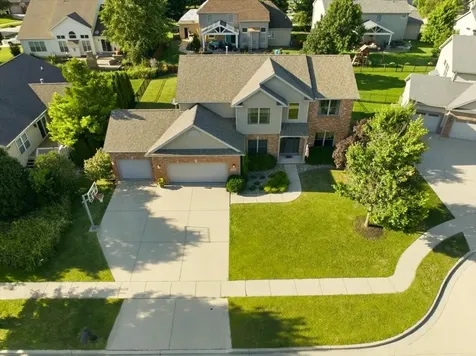 2205 Revere Road Bloomington IL 61705