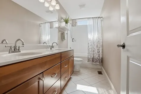 2205 Revere Road Bloomington IL 61705