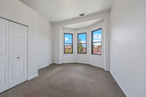 800 South Loomis Street Chicago IL 60607