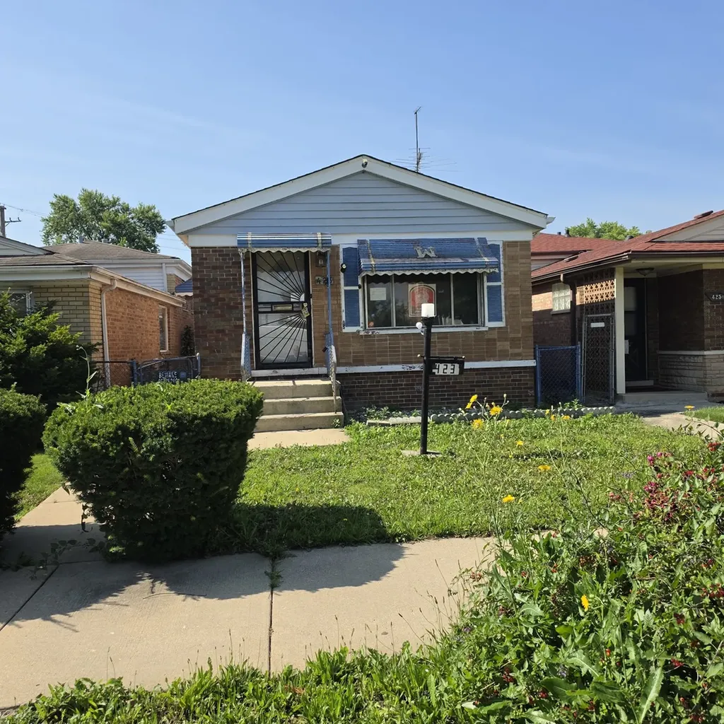 423 West 96th Place Chicago IL 60628